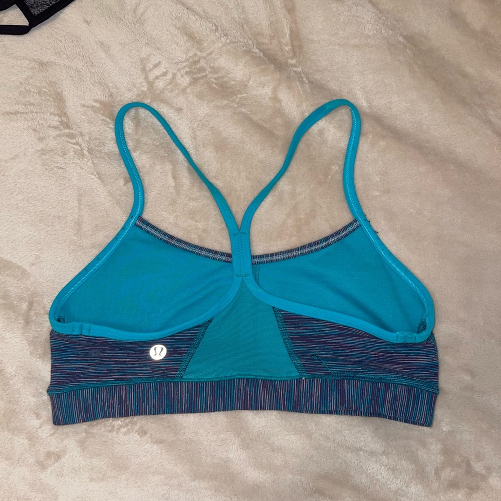 Lululemon size 6 sports bra